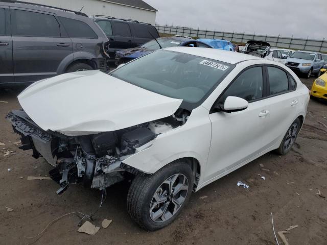 KIA FORTE FE 2021 with VIN 3KPF24AD8ME322220 - Photo from auction