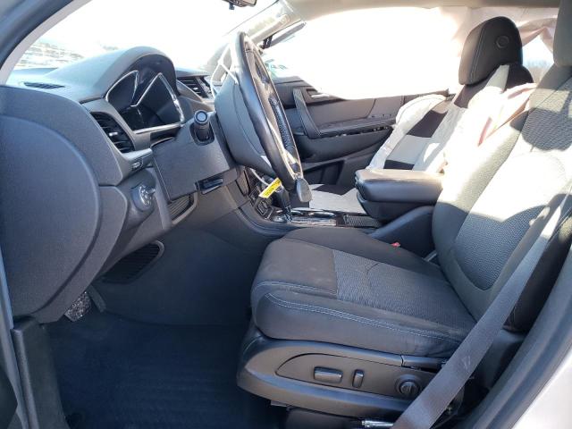 Photo 7 from auction – 2017 CHEVROLET TRAVERSE L with VIN 1GNKVGKD2HJ119751
