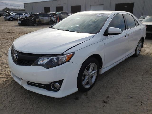 TOYOTA CAMRY L 2014 with VIN 4T1BF1FK7EU304833 - Photo from auction