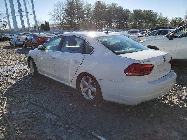 Photo 2 from auction – 2015 VOLKSWAGEN PASSAT S with VIN 1VWAT7A35FC092966