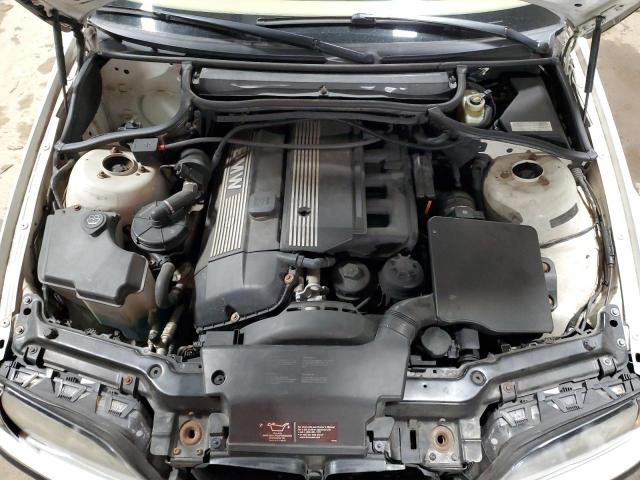 Photo 11 from auction – 2005 BMW 325 I with VIN WBAET37475NJ89972