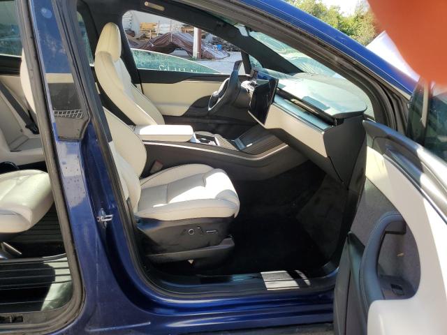 Photo 5 from auction – 2022 TESLA MODEL X with VIN 7SAXCBE60NF332708