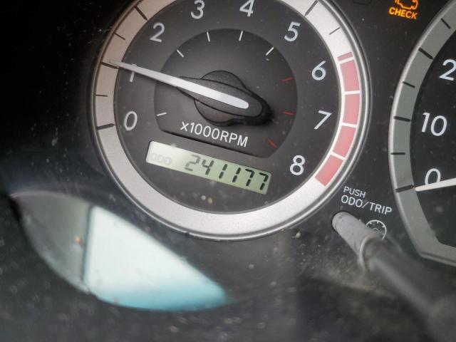 Photo 9 from auction – 2004 TOYOTA SIENNA XLE with VIN 5TDZA22C04S040282