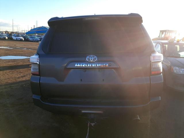 Photo 6 from auction – 2018 TOYOTA 4RUNNER SR with VIN JTEBU5JR3J5538604