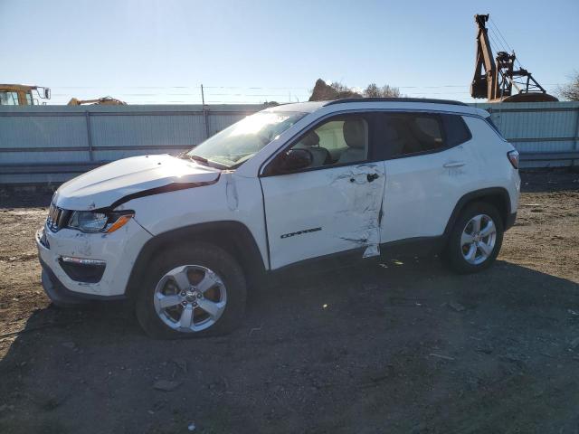 JEEP COMPASS LA 2019 with VIN 3C4NJDBB5KT679441 - Photo from auction
