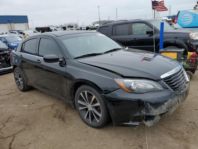 Photo 4 from auction – 2011 CHRYSLER 200 S with VIN 1C3BC8FG4BN611582