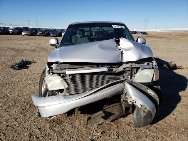 Photo 5 from auction – 2003 FORD F150 with VIN 1FTRX07W93KB20272