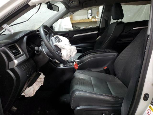 Photo 7 from auction – 2016 TOYOTA HIGHLANDER with VIN 5TDBKRFH2GS275297