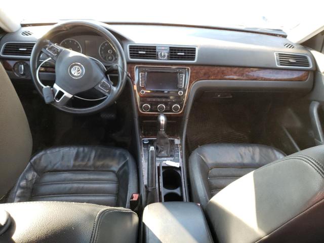 Photo 8 from auction – 2012 VOLKSWAGEN PASSAT SEL with VIN 1VWCM7A38CC010052