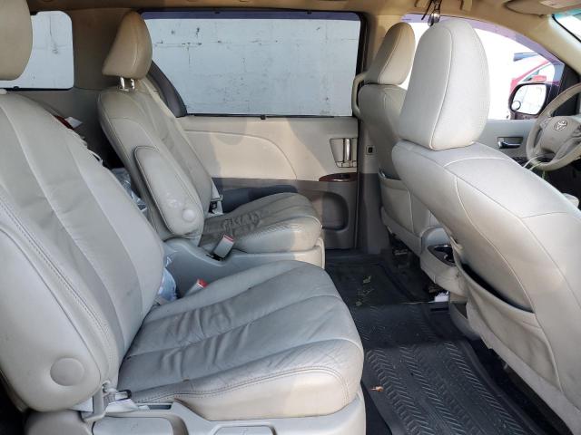 Photo 11 from auction – 2011 TOYOTA SIENNA XLE with VIN 5TDDK3DC3BS026447