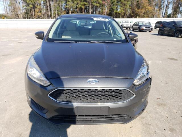 Zdjęcie 5 z aukcji – 2017 FORD FOCUS SE z VIN 1FADP3K23HL249860
