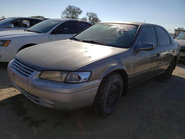 TOYOTA CAMRY CE 1997 with VIN 4T1BF22K5VU005045 - Photo from auction