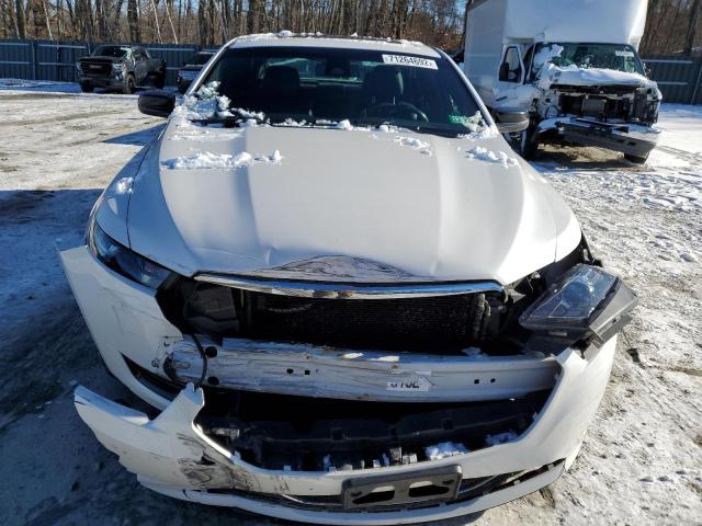 Photo 5 from auction – 2015 FORD TAURUS SHO with VIN 1FAHP2KTXFG207664
