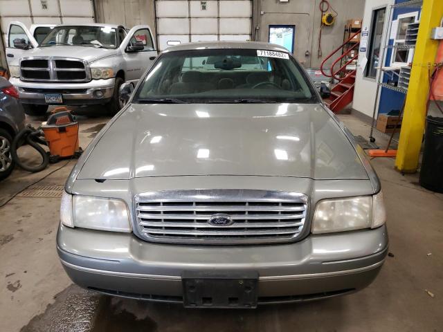 Photo 5 from auction – 2000 FORD CROWN VICT with VIN 2FAFP74W8YX214251