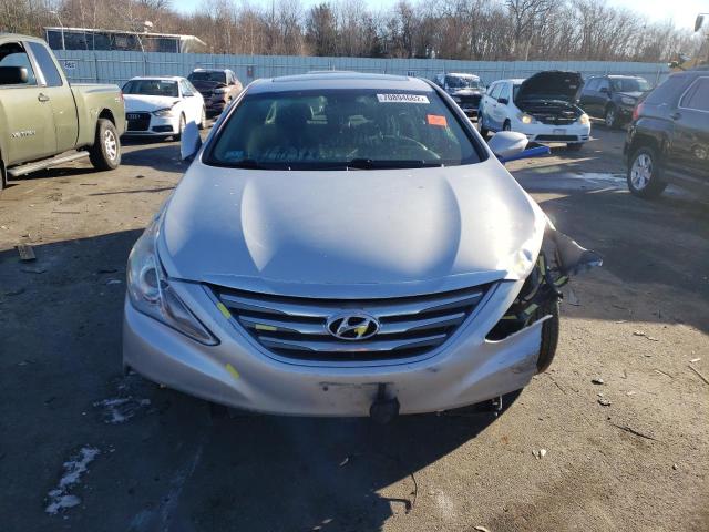 Photo 5 from auction – 2014 HYUNDAI SONATA SE with VIN 5NPEC4ACXEH813918