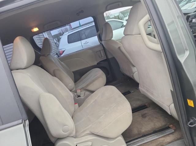 Photo 6 from auction – 2012 TOYOTA SIENNA BAS with VIN 5TDKA3DC9CS012130