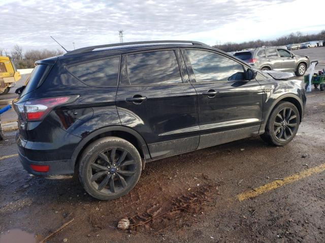 Photo 3 from auction – 2017 FORD ESCAPE SE with VIN 1FMCU0GD1HUB29049