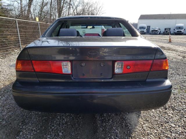 Photo 6 from auction – 2000 TOYOTA CAMRY CE with VIN 4T1BG22K5YU956668
