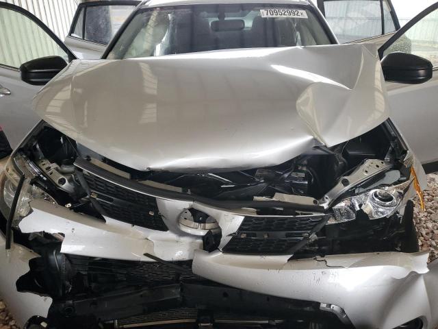 Photo 12 from auction – 2015 TOYOTA RAV4 LE with VIN JTMBFREV5FJ020392