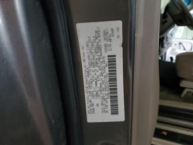 Photo 14 from auction – 2004 TOYOTA SEQUOIA SR with VIN 5TDBT44A24S221225