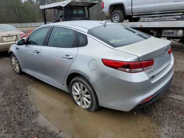 Photo 2 from auction – 2017 KIA OPTIMA LX with VIN 5XXGT4L32HG122971