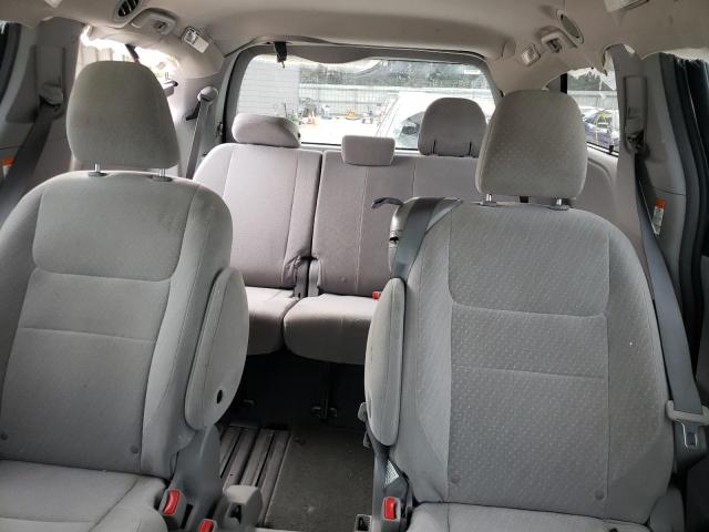 Photo 10 from auction – 2018 TOYOTA SIENNA LE with VIN 5TDKZ3DC3JS905139