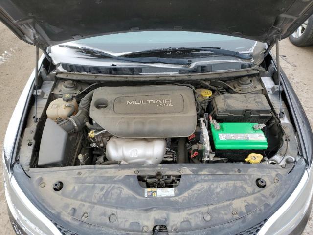 Photo 11 from auction – 2015 CHRYSLER 200 LIMITE with VIN 1C3CCCAB0FN580033
