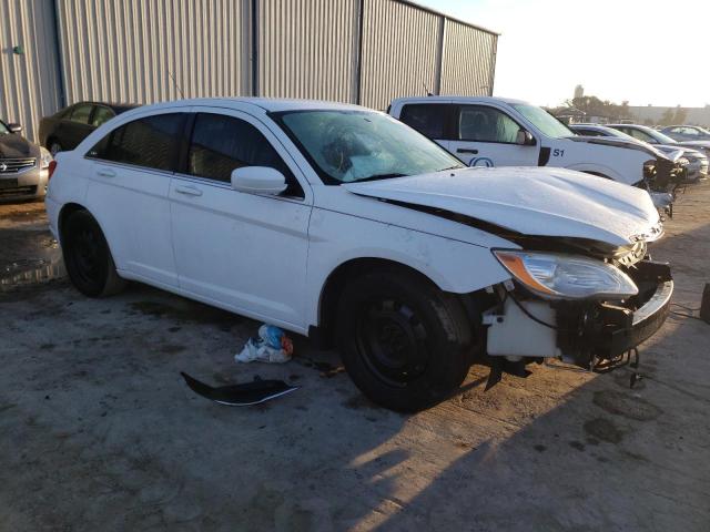 Photo 4 from auction – 2012 CHRYSLER 200 LX with VIN 1C3CCBAG3CN153835