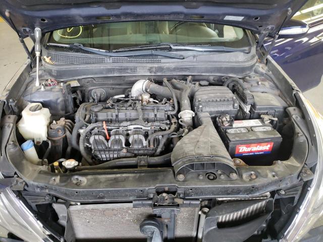 Photo 11 from auction – 2013 HYUNDAI SONATA SE with VIN 5NPEC4AB4DH606771