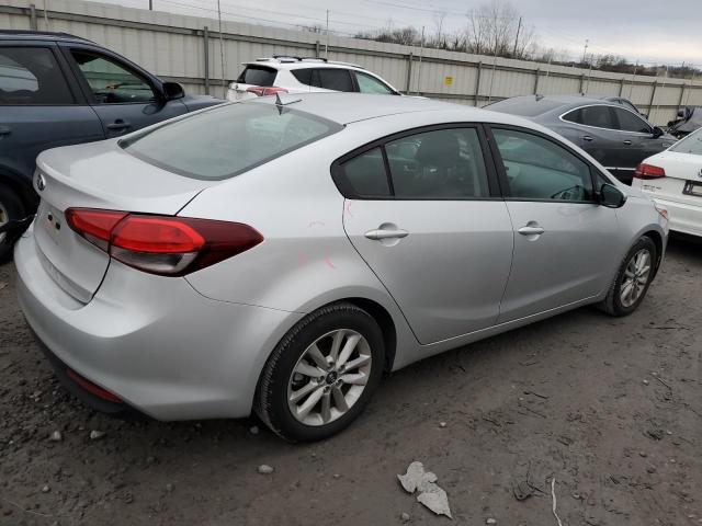 Photo 3 from auction – 2017 KIA FORTE LX with VIN 3KPFL4A79HE066795