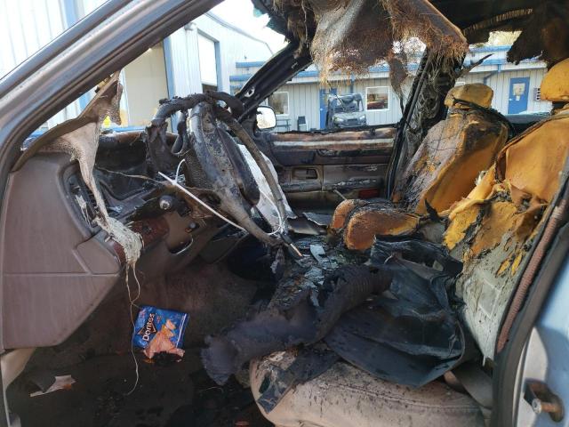 Photo 7 from auction – 2001 MERCURY GRAND MARQ with VIN 2MEFM75W81X666478