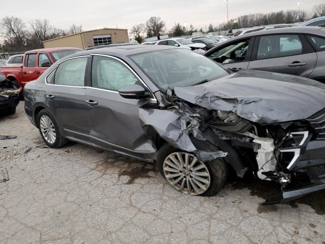 Photo 4 from auction – 2017 VOLKSWAGEN PASSAT SE with VIN 1VWBT7A31HC024042