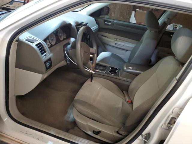 Photo 7 from auction – 2008 CHRYSLER 300 LX with VIN 2C3KA43R28H250830