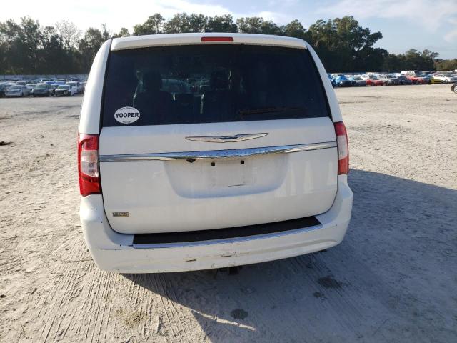 Photo 6 from auction – 2016 CHRYSLER TOWN & COU with VIN 2C4RC1BG2GR165675