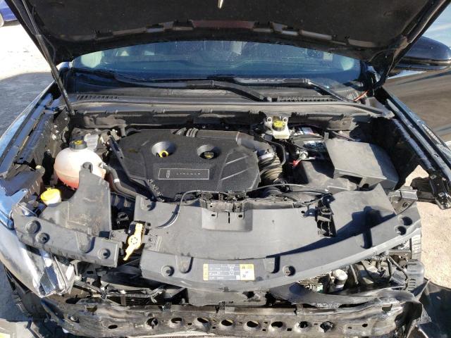 Photo 12 from auction – 2017 LINCOLN MKC RESERV with VIN 5LMCJ3C92HUL50961