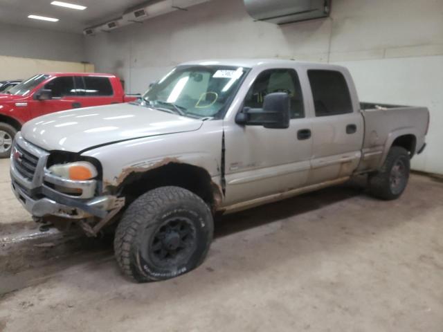 GMC SIERRA K25 2004 z numerem VIN 1GTHK232X4F240293 - Zdjęcie z aukcji