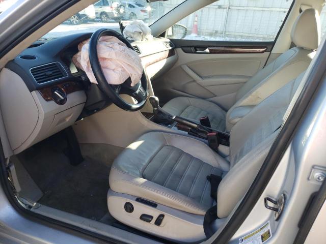 Photo 7 from auction – 2012 VOLKSWAGEN PASSAT SEL with VIN 1VWCP7A37CC083842