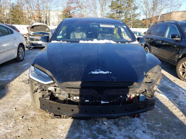 Photo 5 from auction – 2017 TESLA MODEL X with VIN 5YJXCDE28HF046146
