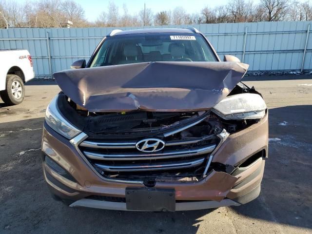 Photo 5 from auction – 2017 HYUNDAI TUCSON LIM with VIN KM8J3CA22HU327870
