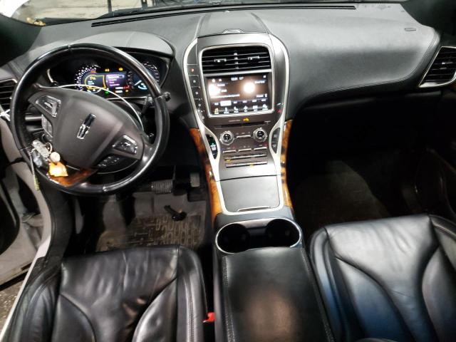 Photo 8 from auction – 2017 LINCOLN MKX SELECT with VIN 2LMPJ8KR0HBL14201