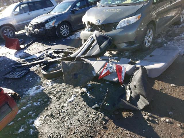Photo 12 from auction – 2014 TOYOTA COROLLA L with VIN 2T1BURHE5EC016225
