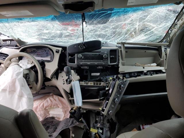 Photo 8 from auction – 2012 TOYOTA SIENNA LE with VIN 5TDKK3DC2CS197277