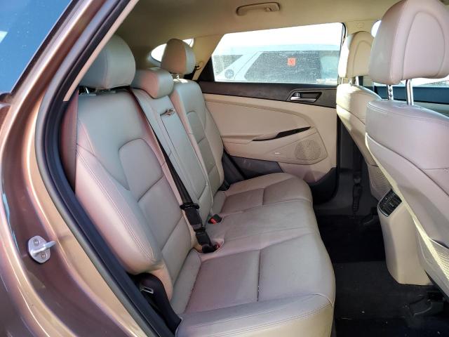 Photo 11 from auction – 2017 HYUNDAI TUCSON LIM with VIN KM8J3CA22HU327870