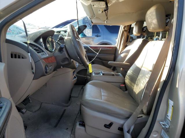 Photo 7 from auction – 2016 CHRYSLER TOWN & COU with VIN 2C4RC1BG0GR208104