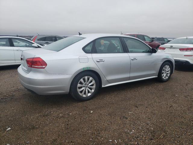 Photo 3 from auction – 2012 VOLKSWAGEN PASSAT S with VIN 1VWAP7A38CC011989