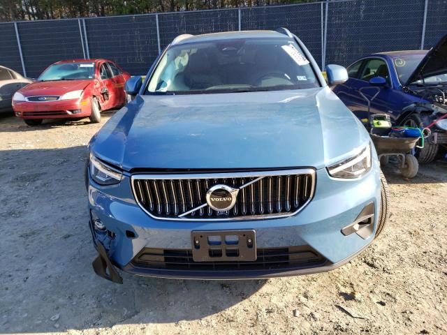 Photo 5 from auction – 2023 VOLVO XC40 PLUS with VIN YV4L12UN3P2913648