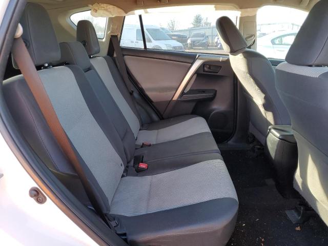 Photo 11 from auction – 2014 TOYOTA RAV4 LE with VIN JTMBFREV5ED063580