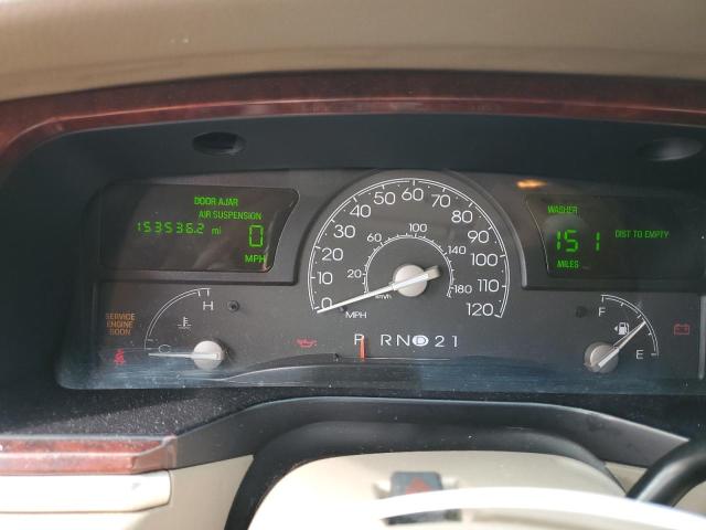 Photo 9 from auction – 2004 LINCOLN TOWN CAR E with VIN 1LNHM81W94Y607834