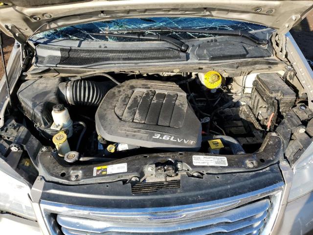 Photo 12 from auction – 2016 CHRYSLER TOWN & COU with VIN 2C4RC1BG0GR208104
