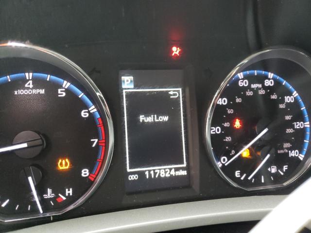 Photo 9 from auction – 2016 TOYOTA RAV4 XLE with VIN 2T3RFREV6GW480579